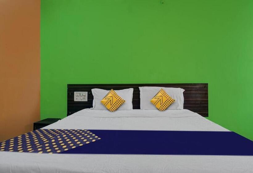 Spot On Hotel Akash Lodge