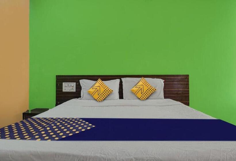 Spot On Hotel Akash Lodge