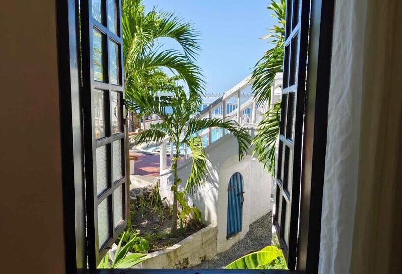 Villa Apolonia Resort