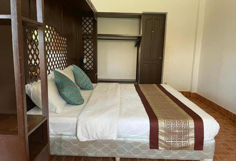 Villa Apolonia Resort