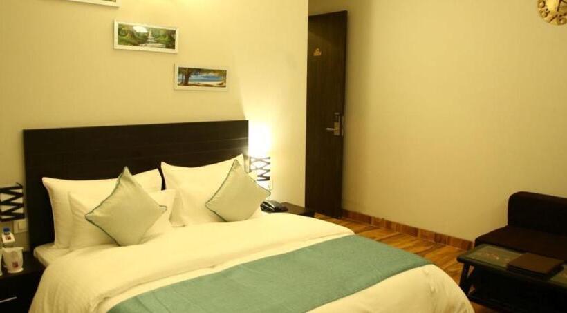 Vrindavan Serenity Hotel & Suites