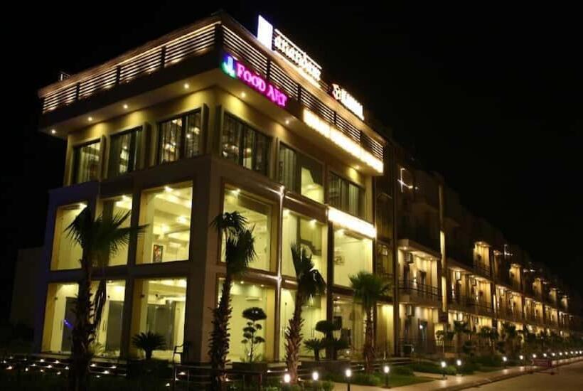 Vrindavan Serenity Hotel & Suites