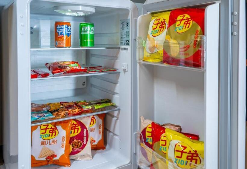 Отель Huijian Riverview