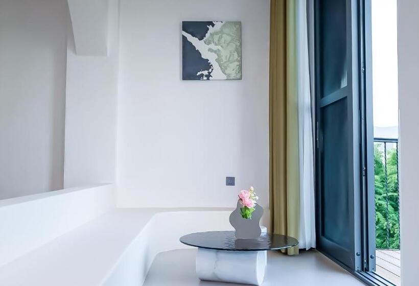 Отель Huijian Riverview