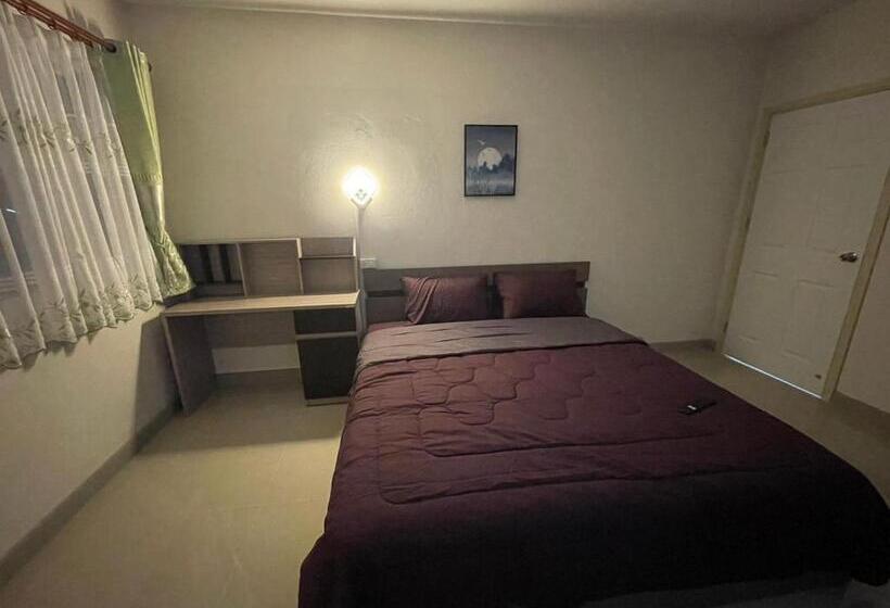 Albergue อีโฮสเทลบ้านช่น