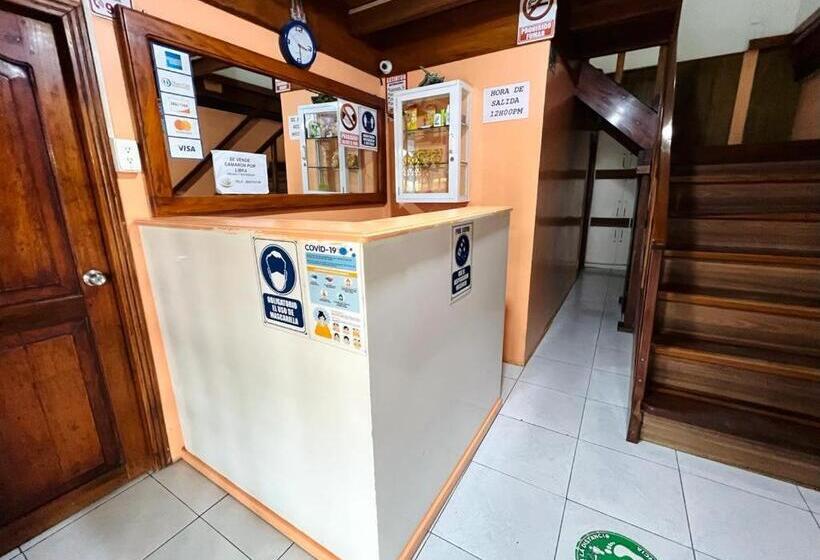 هاستل Casa De Hospedaje Pedernales