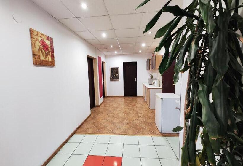 호스텔 Casa Thomas Cluj