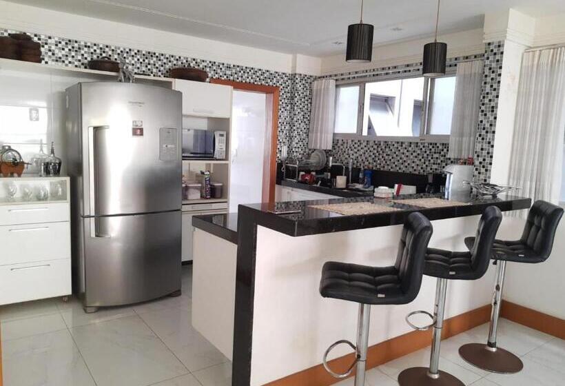 Общежитие Ricardo Pousada Q1 Suíte