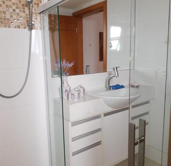 Общежитие Ricardo Pousada Q1 Suíte