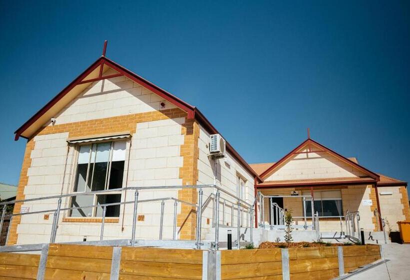 旅馆 Sorrento Lodge