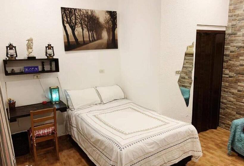 هاستل Village 47