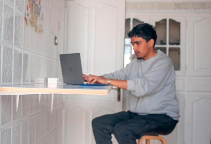 旅馆 Wostel Djerba