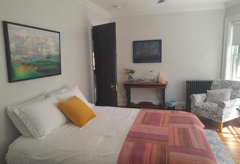 تختخواب و صبحانه Ardea Inn