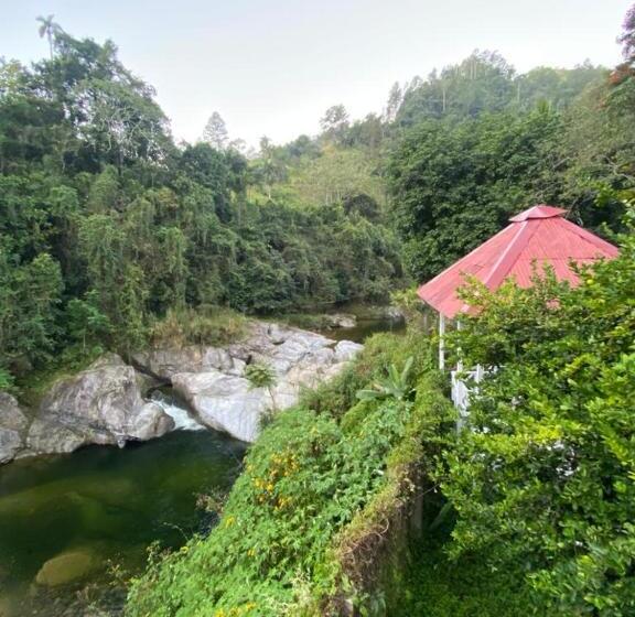 مبيت وإفطار Complejo Villa Clara Junto Al Río Y Montañas By Drvacationsrental