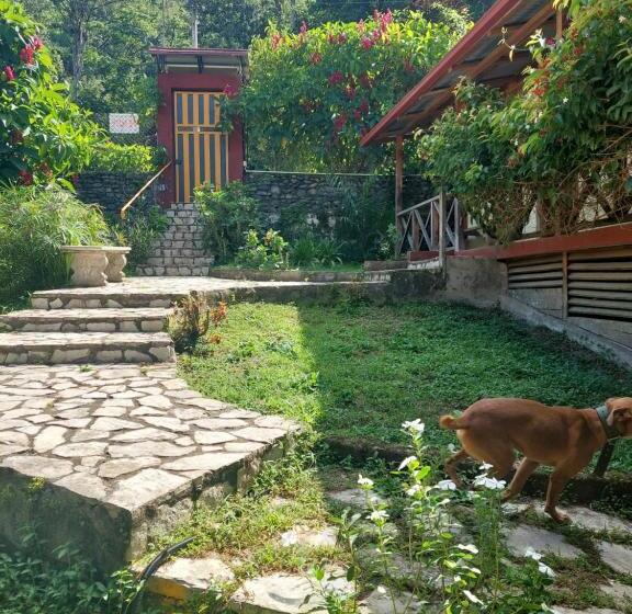 مبيت وإفطار Complejo Villa Clara Junto Al Río Y Montañas By Drvacationsrental