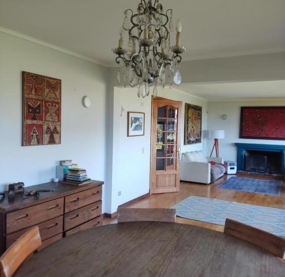 Bed and Breakfast Buenavida Hostel, Habitación Amplia Con Baño En Suite Y Vista Al Mar