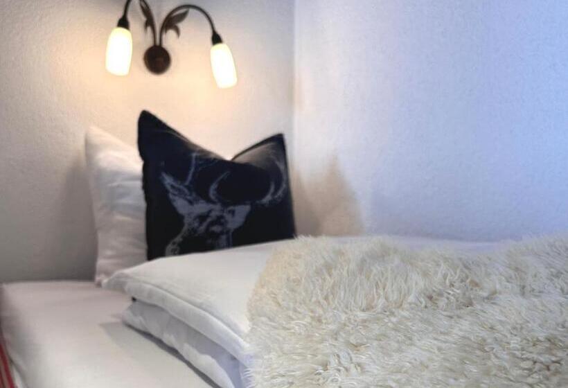 مبيت وإفطار Haus Wallis By Stayfritz   Ski In Ski Out Zimmer  Garni  Am Arlberg