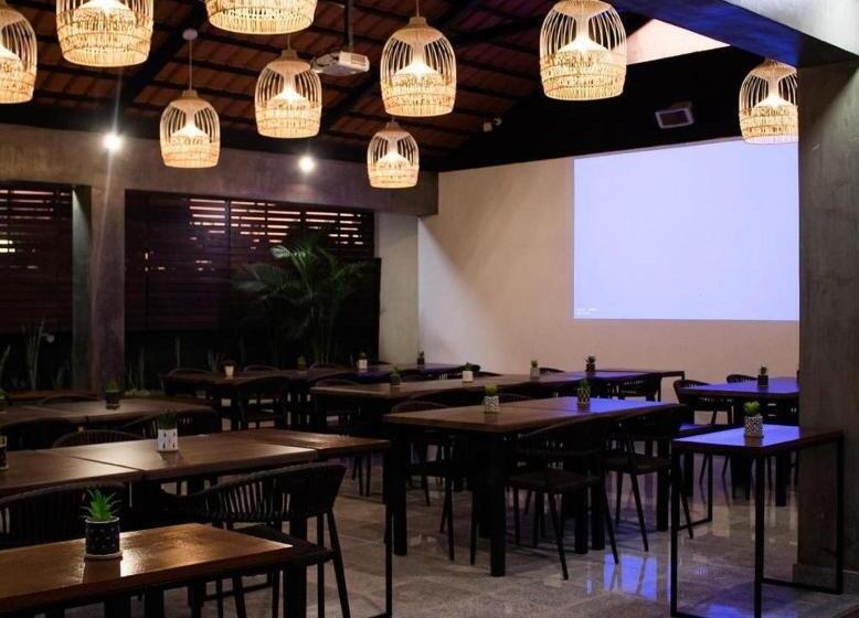 تختخواب و صبحانه Locanda Inn Place