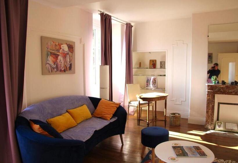 住宿加早餐  Manoir De Bréançon