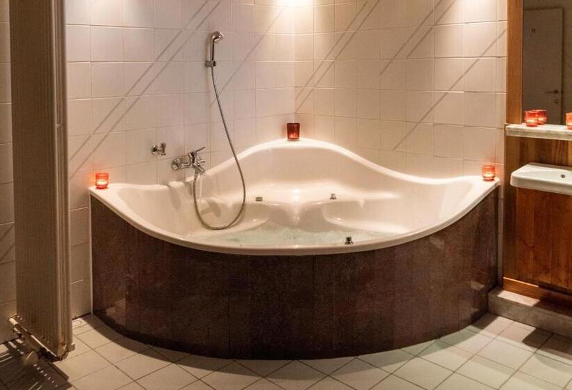 Bed and Breakfast Beautyd Studio Double Of Twin Met Extra Vouwbed Centrum Gullegem