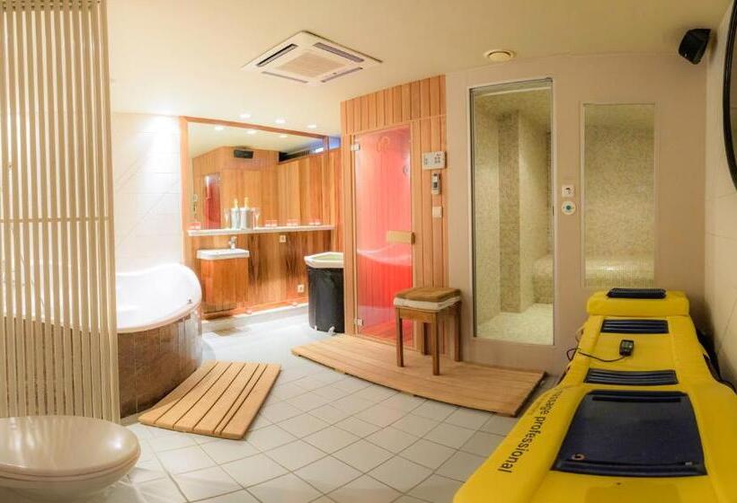 Bed and Breakfast Beautyd Studio Double Of Twin Met Extra Vouwbed Centrum Gullegem