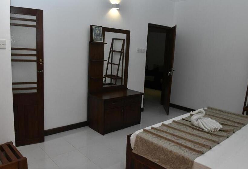 住宿加早餐  Urban Deck