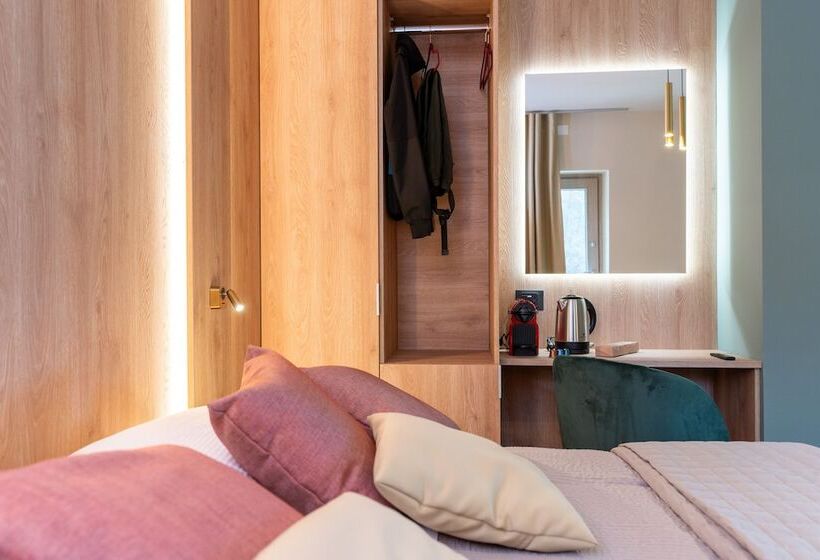 住宿加早餐  Villa Dei Larici