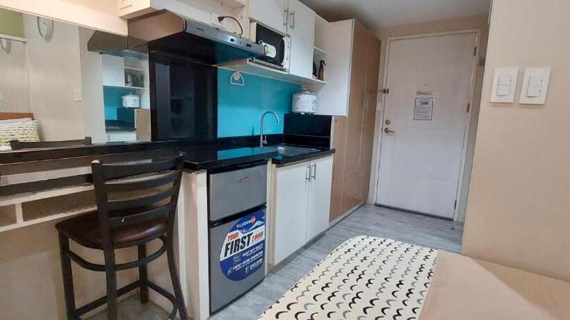 Cebu City Proper Across Sm City Cebu With Two Beds