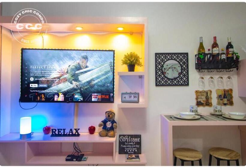 Cozy Chic Condotel Avida Towers Sucat