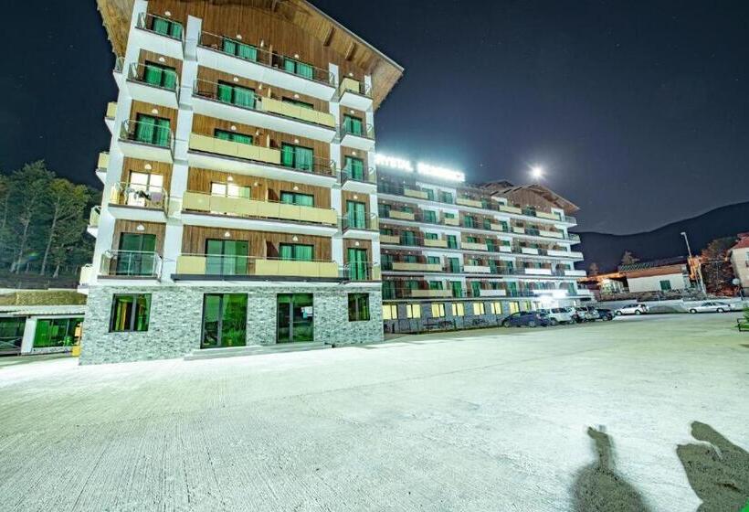 Crystal Residence Apartment 224