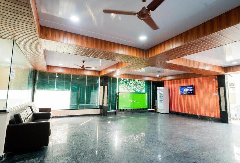 Fabhotel Brk Iconic Residency