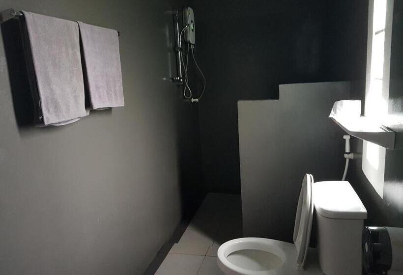 호텔 ภูรักษ์รีสอร์ท บ้านกรูด