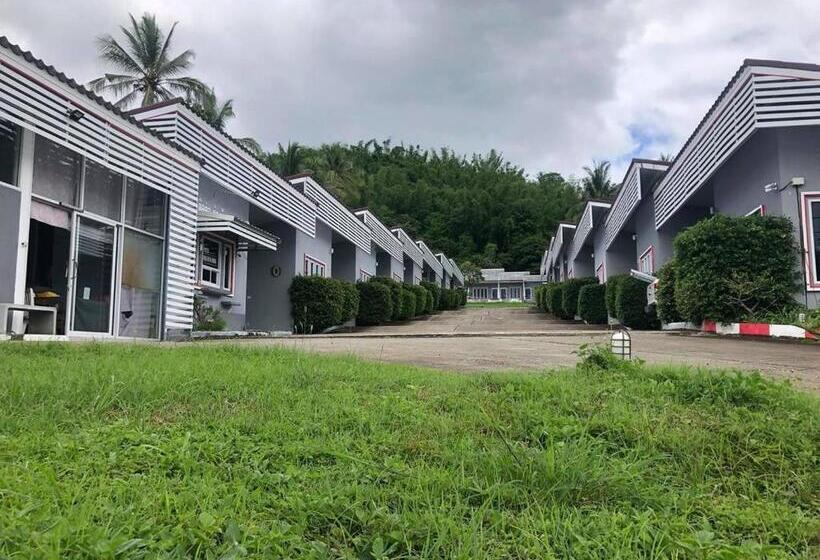 호텔 ภูรักษ์รีสอร์ท บ้านกรูด