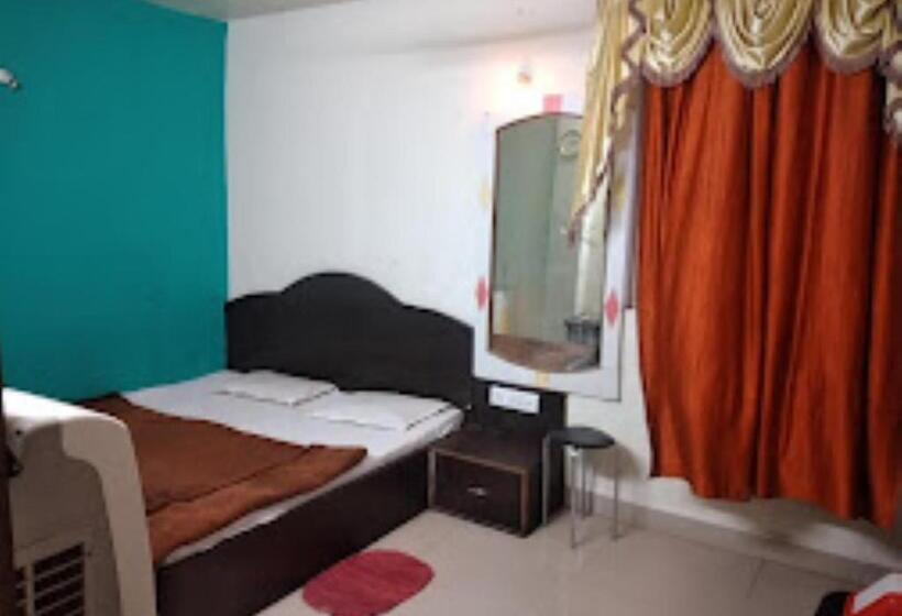 ホテル Amar Palace Pachmarhi Cantt