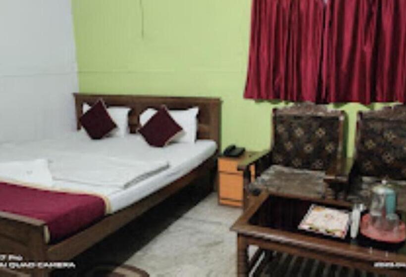 בית מלון כפרי Amit Lodge, Bihta