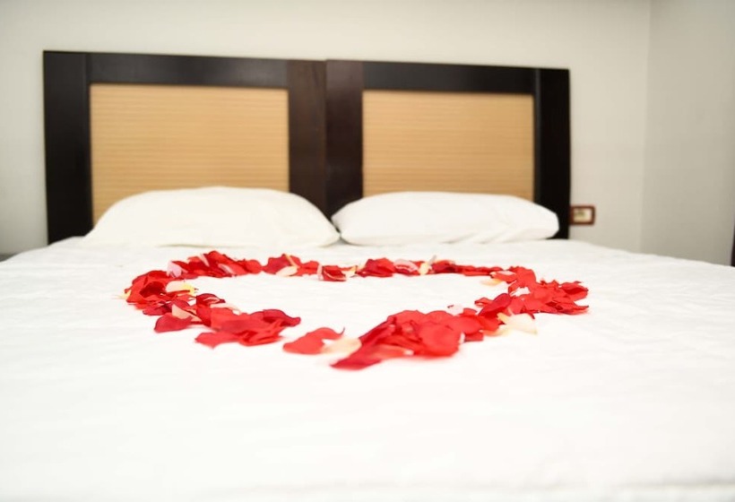 בית מלון כפרי Bardhi