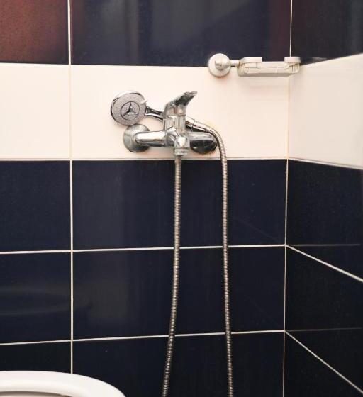 בית מלון כפרי Bardhi