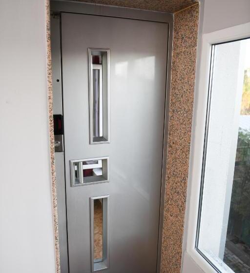 בית מלון כפרי Bardhi