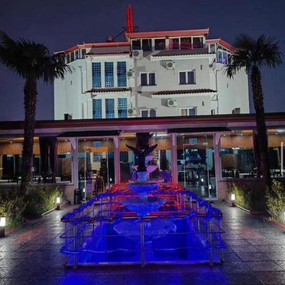 בית מלון כפרי Bardhi