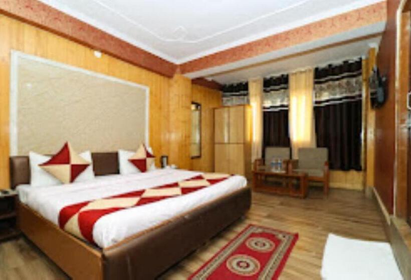فندق Broadway Grand, Shimla