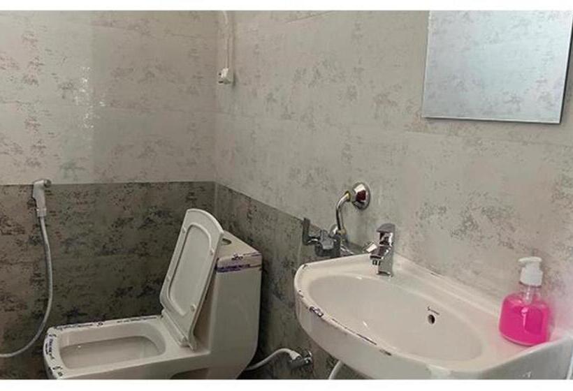 هتل Fabexpress Grand Aarvi Prime Nr Gsm Mall