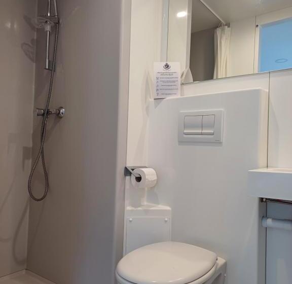 בית מלון כפרי Crystal