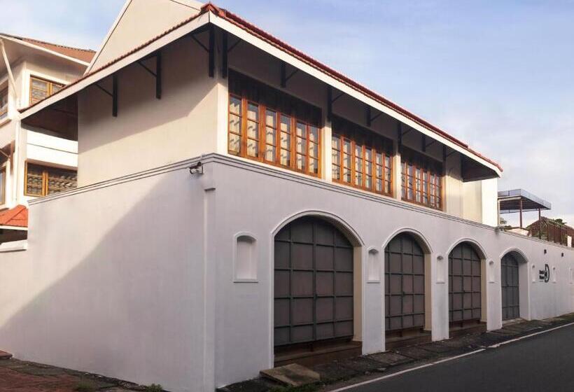 Отель Dutch Manor Boutique