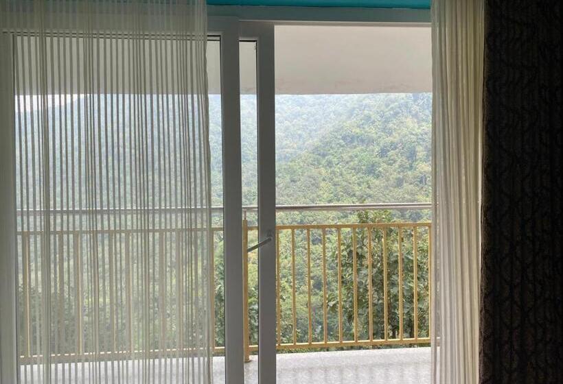 호텔 Earth Lounge Resort