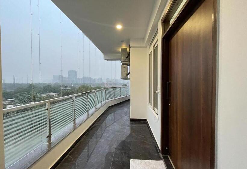 ホテル Fortune Home Noida