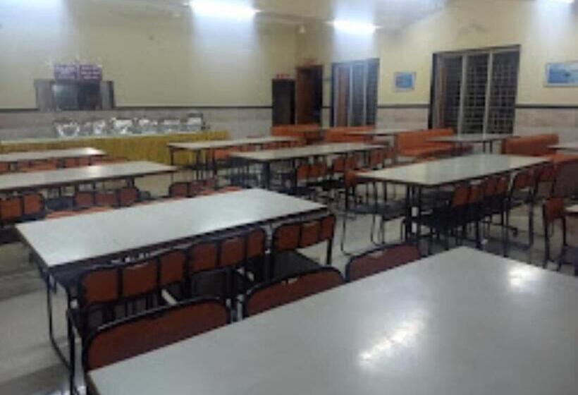 בית מלון כפרי Girija,junnar