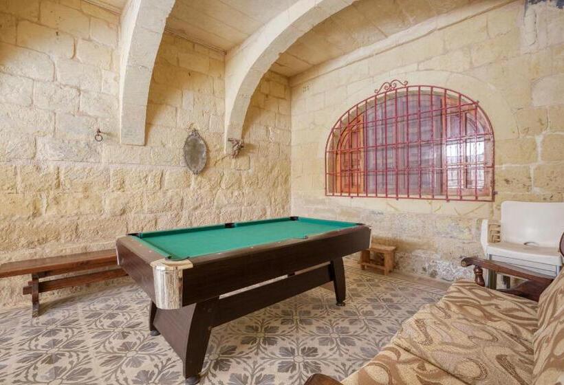 هتل Gozo Pool Farmhouse Hosted By Sweetstay