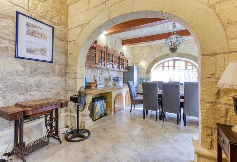 هتل Gozo Pool Farmhouse Hosted By Sweetstay