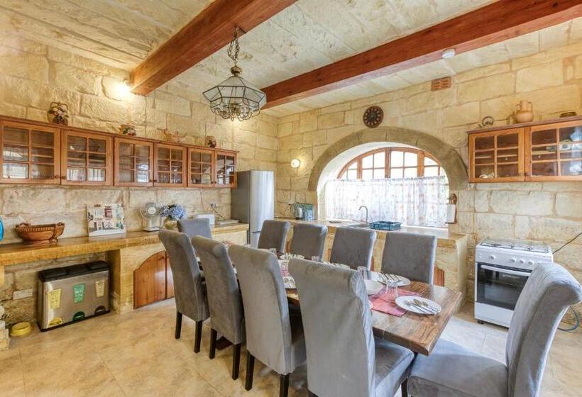 هتل Gozo Pool Farmhouse Hosted By Sweetstay