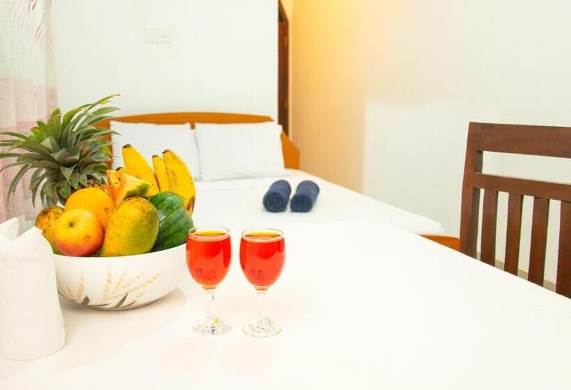 בית מלון כפרי Grand Glorious